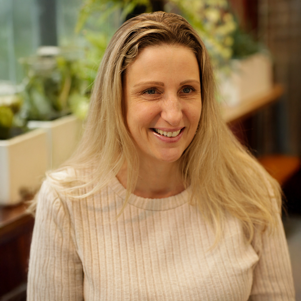 Katie Office Manager Click Return